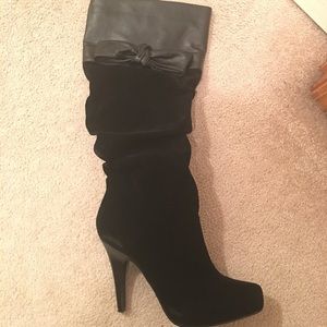 Suede black boots Shoe Dazzle